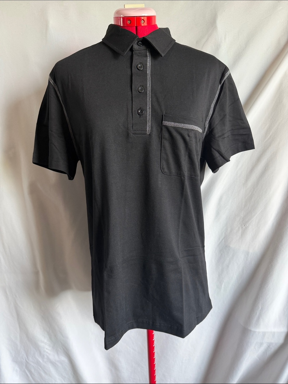 Men's Black Short-Sleeve Polo with Contrast Stitching and Chest Pocket
